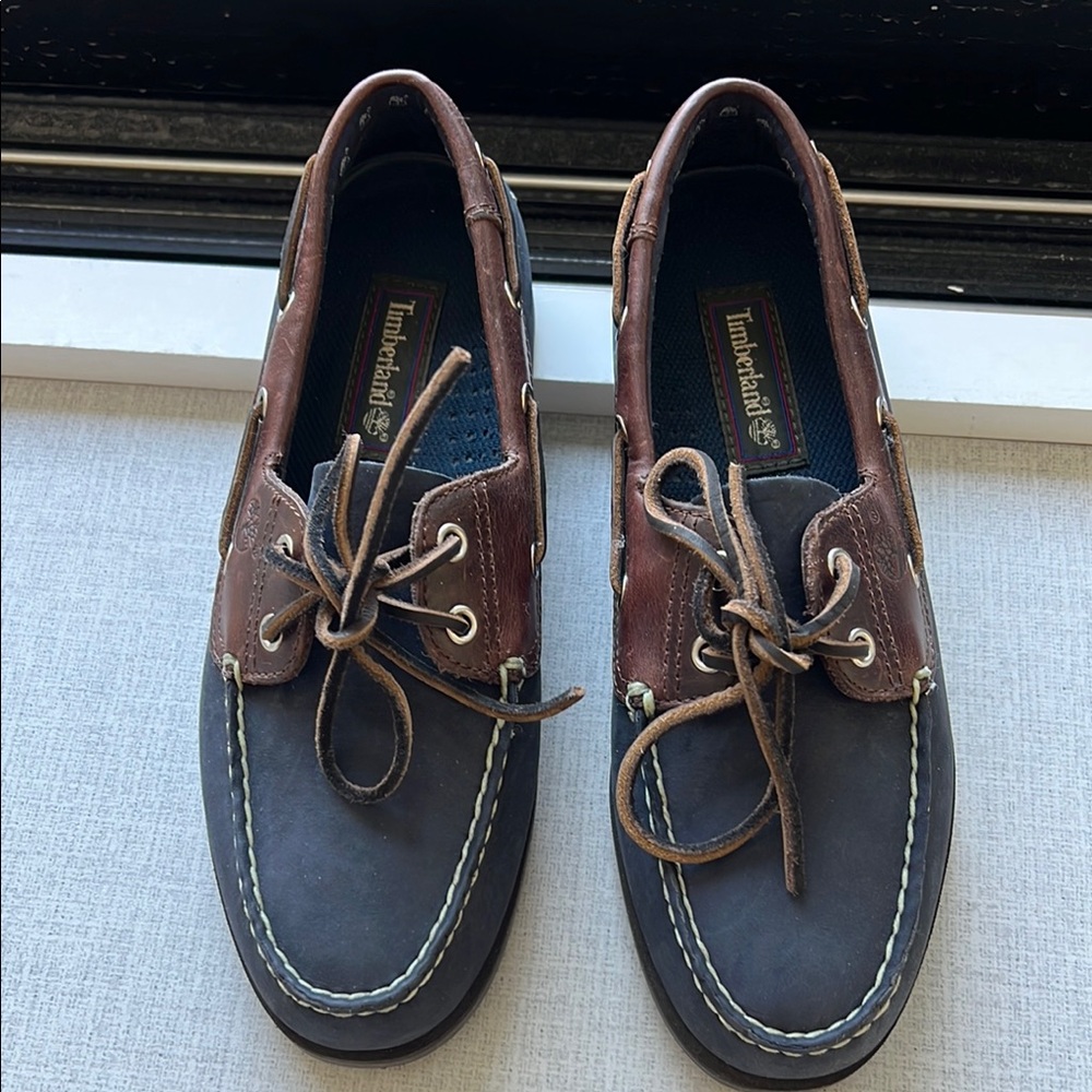 Timberland Men's brand new never worn Two-Tone Boat Shoes. Sz 8.5W.